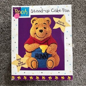 Pooh Stand-Up Cake Pan